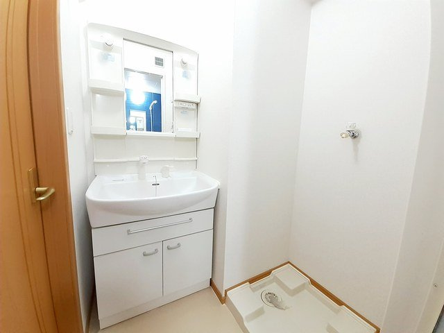 ルピナスの洗面所