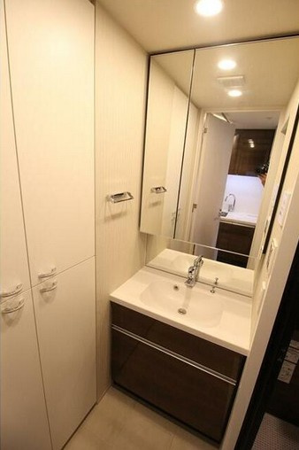 【洗面所】