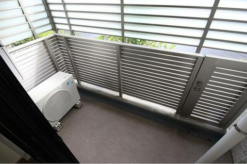 【バルコニー】