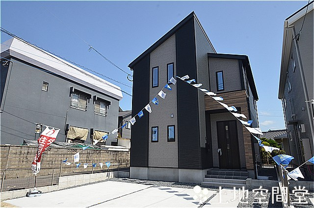 北九州市八幡西区中の原3丁目3期1号棟の外観