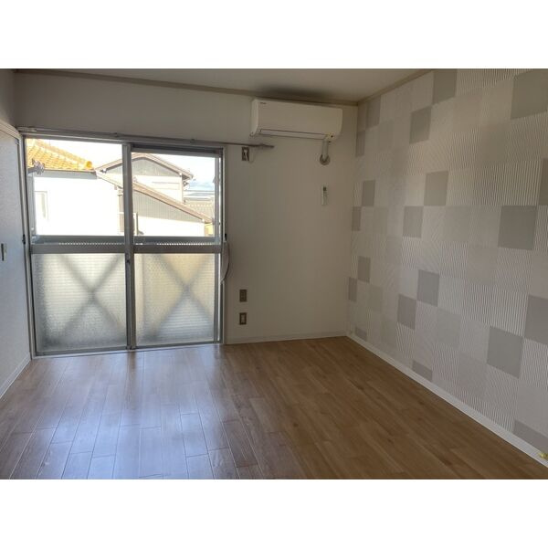 グレースハイツごとうの居間・リビング