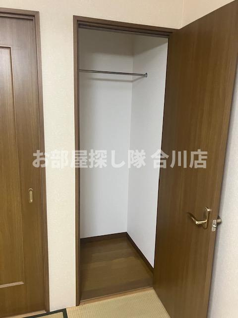 国分町戸建の収納