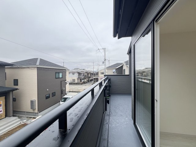 奈良市東九条町3期全3棟のバルコニー
