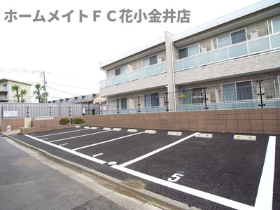 【駐車場】 | リブリ・M&I | 駐車場完備です