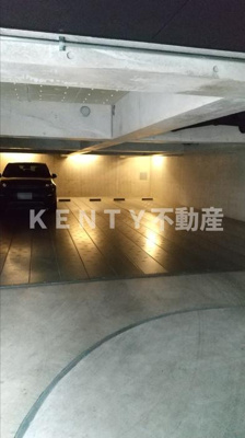 【駐車場】 | カスタリア目黒長者丸 | 駐車スペースもあります