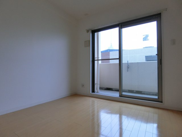 【洋室】 | シティーコート南瓦町