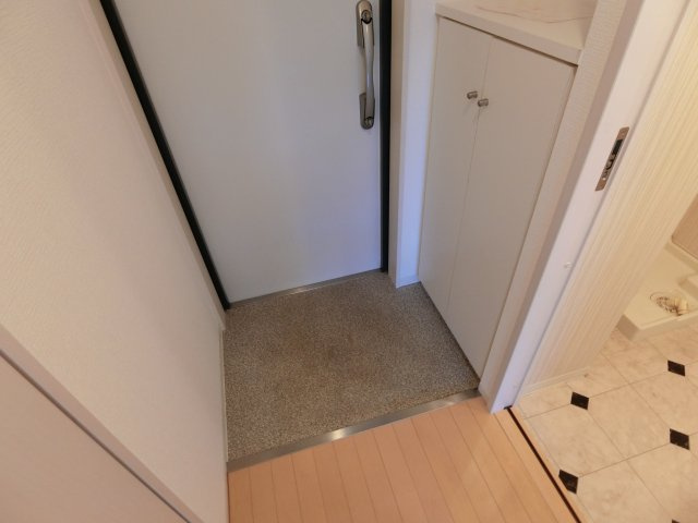 【玄関】 | シティーコート南瓦町