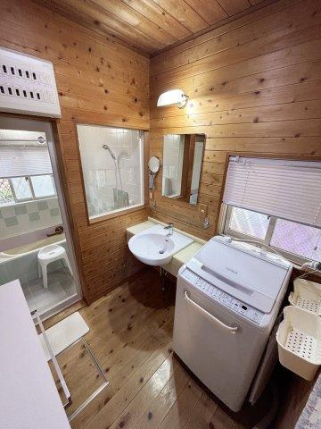 泉区中田南2丁目 中古戸建 3750万円の洗面所