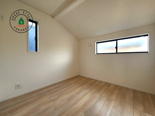 糟屋郡新宮町緑ヶ浜2丁目第2-2棟（2号棟）の内観：施工例|元気いっぱいのお子様が活躍するお部屋です。