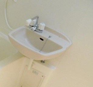 メゾン・ド・星の洗面所