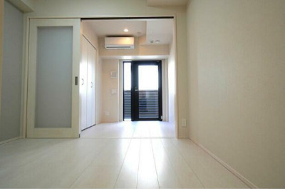 【居間・リビング】 | プライムブリス東中野駅前 | 明るい洋室！