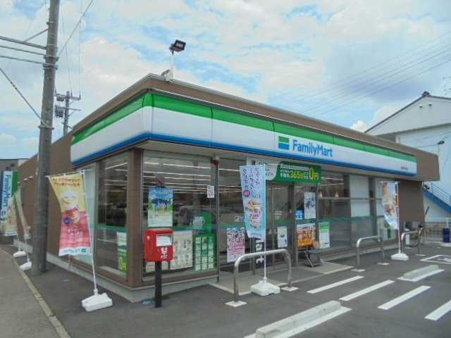 サンミルトＡの周辺|ファミリーマート岐南町平島店まで500m