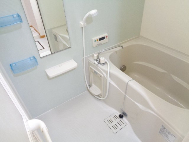 サンミルトＡの浴室