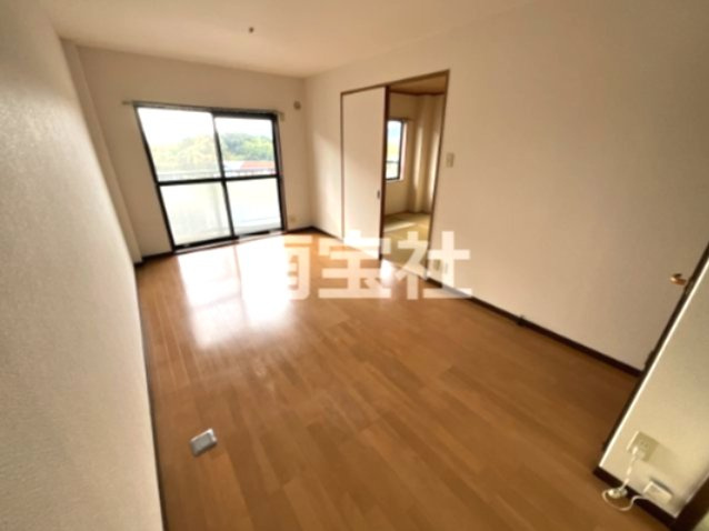 【居間・リビング】