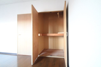 【収納】 | ヴィラミツキⅢ | 子供部屋にある収納です