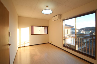 【寝室】 | ヴィラミツキⅢ | 2F南側の洋室です