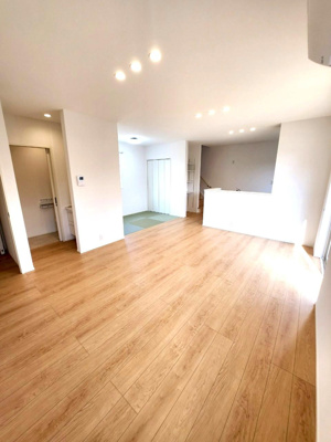 【居間・リビング】 | 鳥取市湖山町南一丁目新築戸建て