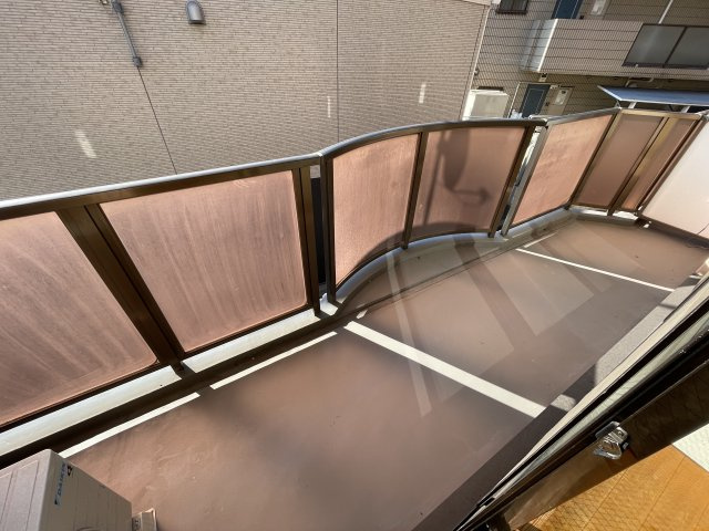 UKマンションのバルコニー