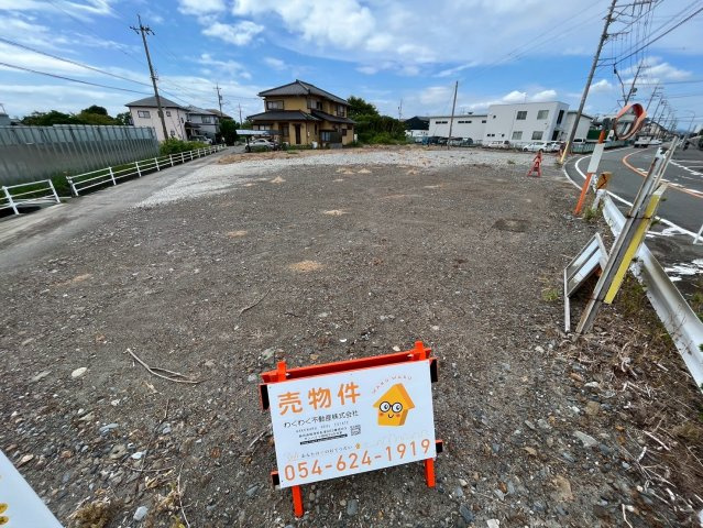 売地の外観|落ち着いた雰囲気の外観です（2025年9月上旬撮影）