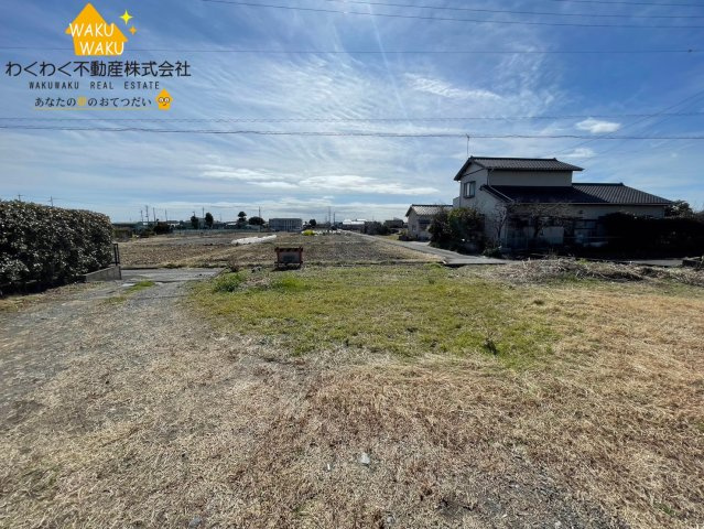 売地の外観|敷地広々、お好きなメーカーで建築可能！