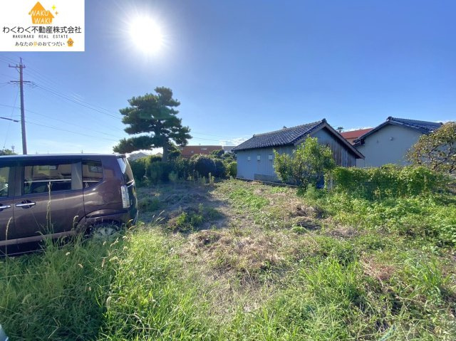 売地の外観|敷地広々、お好きなメーカーで建築可能！