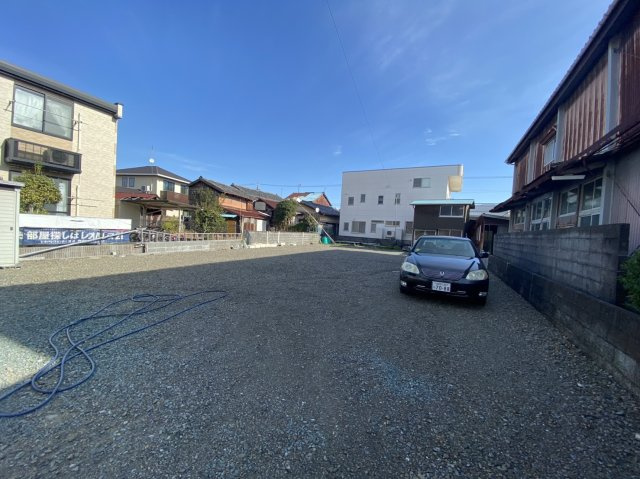 売地