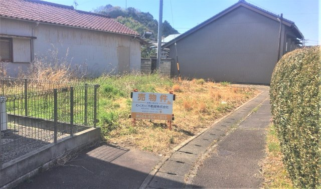 売地