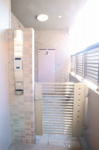 アルファステイツ富田浜の玄関|玄関ポーチ