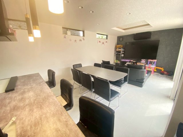 中古 戸建ての居間・リビング