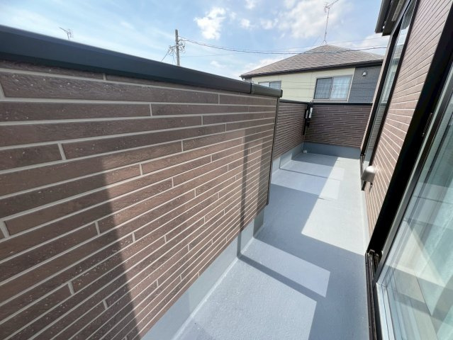 焼津市塩津3期　新築住宅のバルコニー