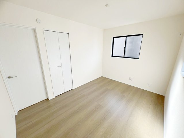 焼津市塩津3期　新築住宅の洋室