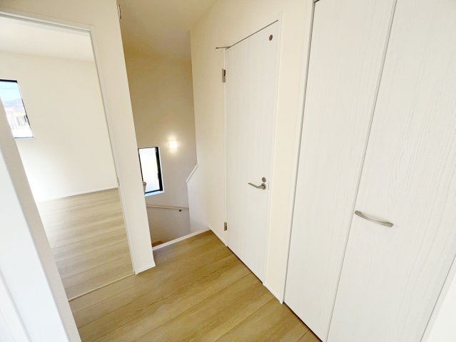 焼津市塩津3期　新築住宅の玄関