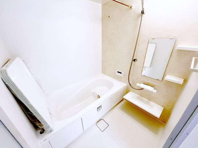 焼津市三ケ名　13期　限定1棟の浴室