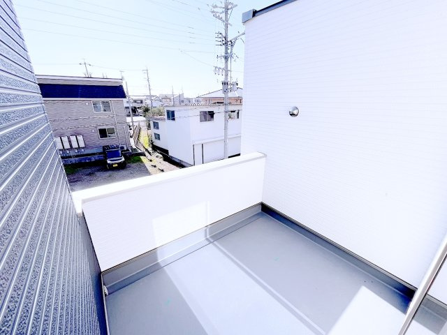 焼津市三ケ名　13期　限定1棟のバルコニー