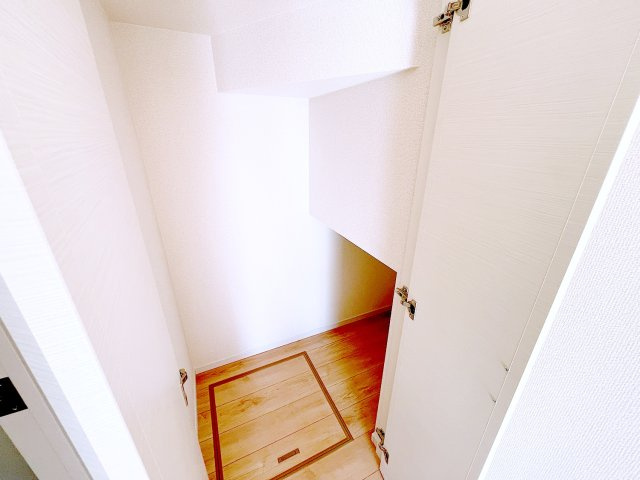 焼津市三ケ名　13期　限定1棟の内装