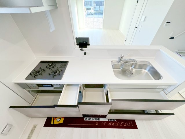 新築 島田市中溝町　第1期　全2棟のキッチン