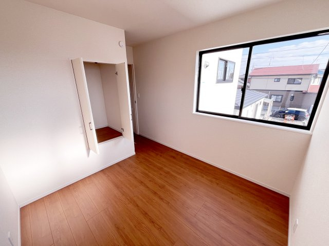 島田市東町　5期　限定1棟の洋室|洋室はお手入れ簡単、ノンワックス仕様です
