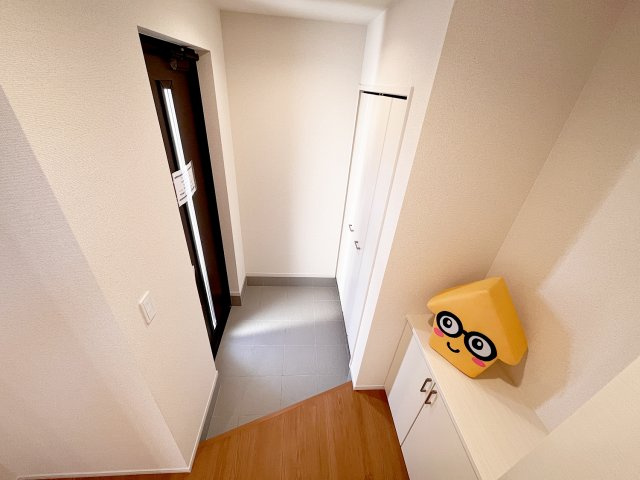 島田市東町　5期　限定1棟の玄関|玄関は横幅も広く家族一緒に外出する際、親子そろって靴もはけるゆったりとした玄関です！
