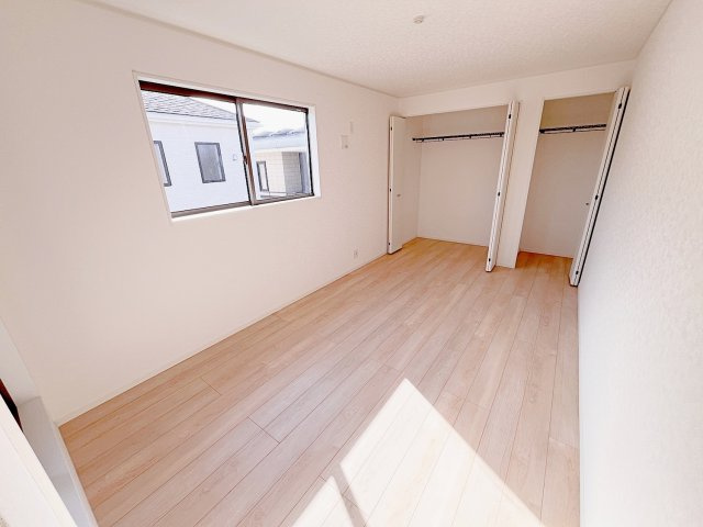 藤枝市志太　第3-2の洋室