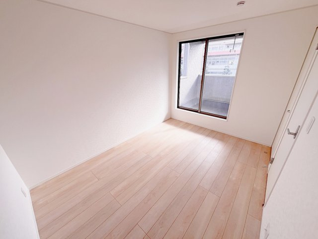 藤枝市志太　第3-2の洋室