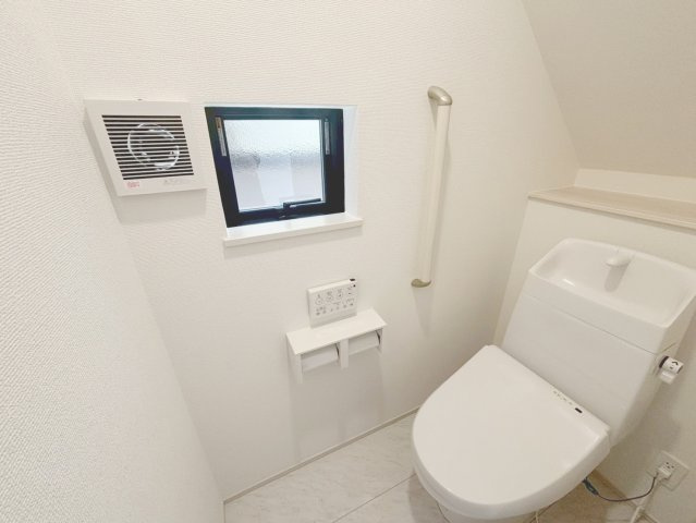 藤枝市藤岡6期　新築住宅のトイレ