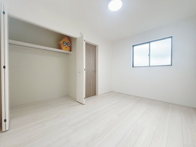 藤枝市藤岡6期　新築住宅の洋室