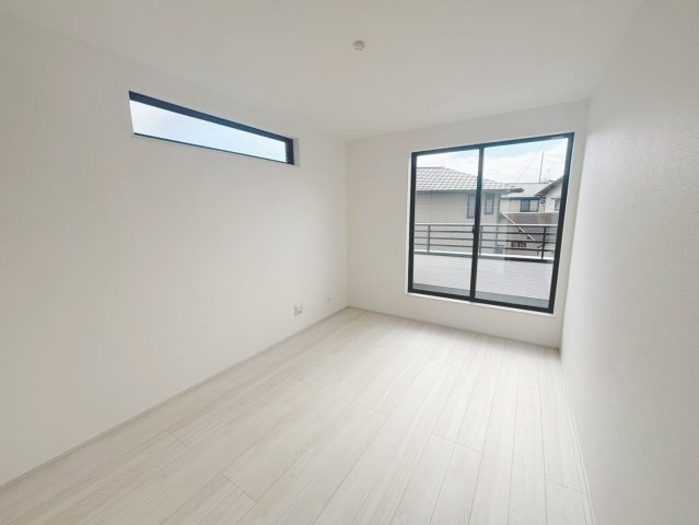 藤枝市藤岡6期　新築住宅の洋室