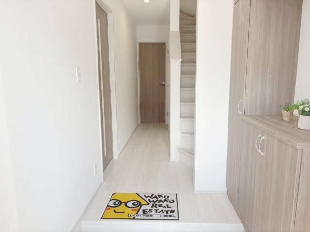 藤枝市藤岡6期　新築住宅の玄関