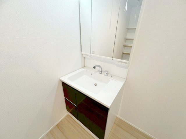 牧之原市細江　第1期の独立洗面台