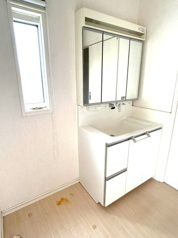 中古 戸建ての独立洗面台
