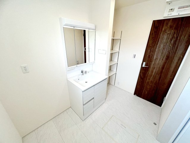 吉田町住吉8期　新築戸建の独立洗面台