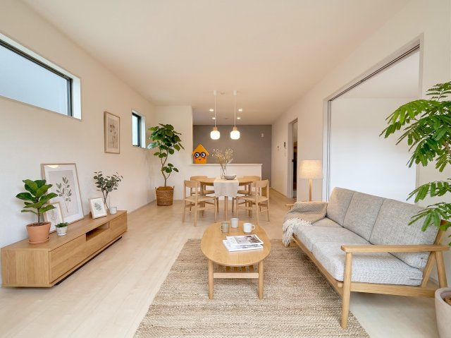 島田市金谷東　4期　新築戸建の居間・リビング|※掲載の家具はCG画像です