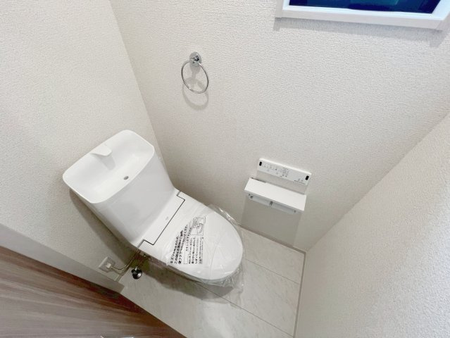 焼津市田尻北　新築戸建のトイレ|１階・２階にシャワートイレ完備！混雑する朝には大助かり