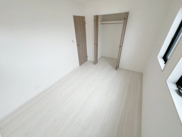 焼津市田尻北　未使用戸建の洋室